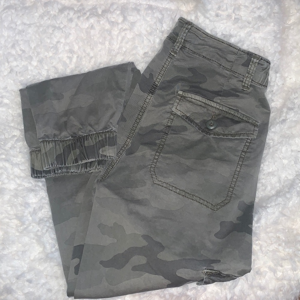 NWOT American Eagle Cargo Joggers